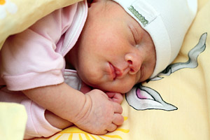 Baby sleeping - Copyright – Stock Photo / Register Mark