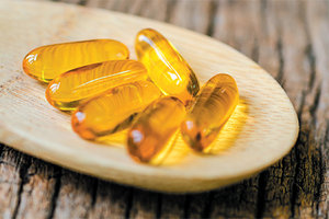 fish oil - Copyright – Stock Photo / Register Mark